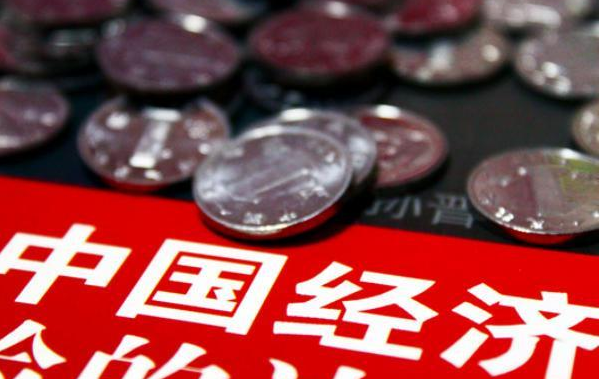 “公路物流降价钱：车货匹配少空驶 加油仓储有优惠”